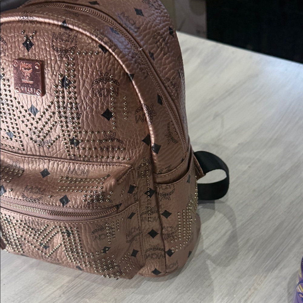 Source Unknown Visteos Metallic Rose Gold Backpac… - image 2